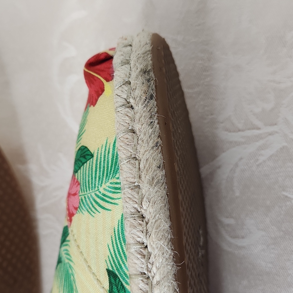 Tom's hawaiian hibiscus pale yellow floral print espadrille alpragata rope 7.5 - Picture 7 of 10